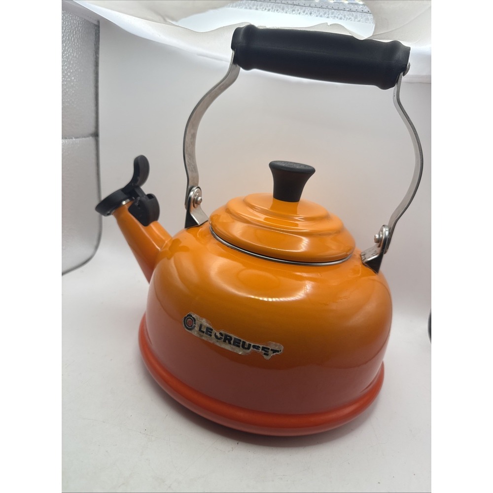 Le Creuset Whistling Tea Kettle 1.7 qt Flame Enamel Steel Used Chipped